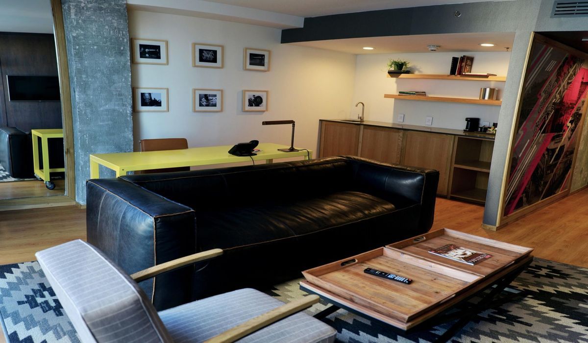 Suite living area